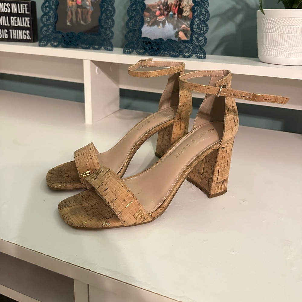 Heels - Picture 3 of 5